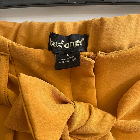 Mustard Yellow Tapered Cropped Pants Trousers - Picture 5 of 5